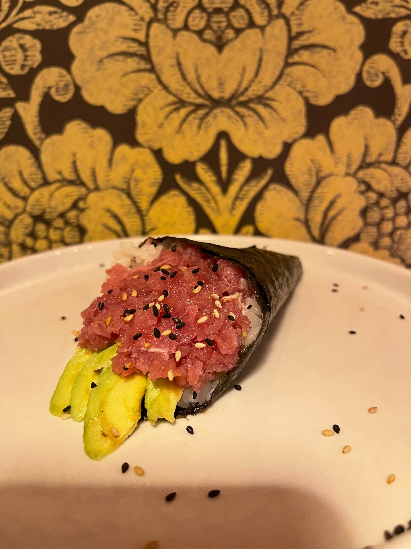 40 TEMAKI TUNA